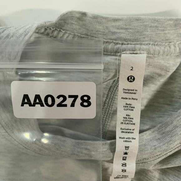 Lululemon 2 Crew Neck Short Sleeve Shirt Heathered Gray Gym Sports - Picture 3 of 8